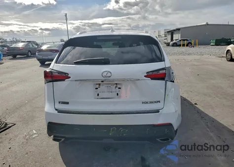 2017 Lexus Nx 200T Base z USA, uszkodzony, nr VIN JTJYARBZ8H2050576